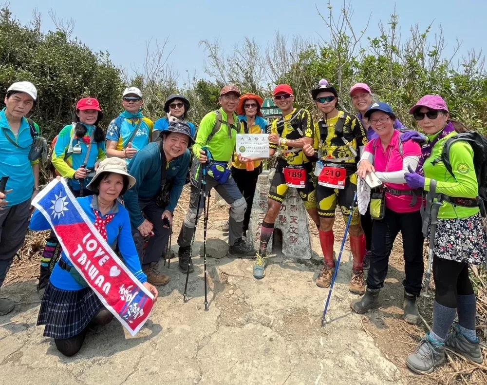 「醫護鐵人」是賽事安全守護者。XTERRA Taiwan提供。