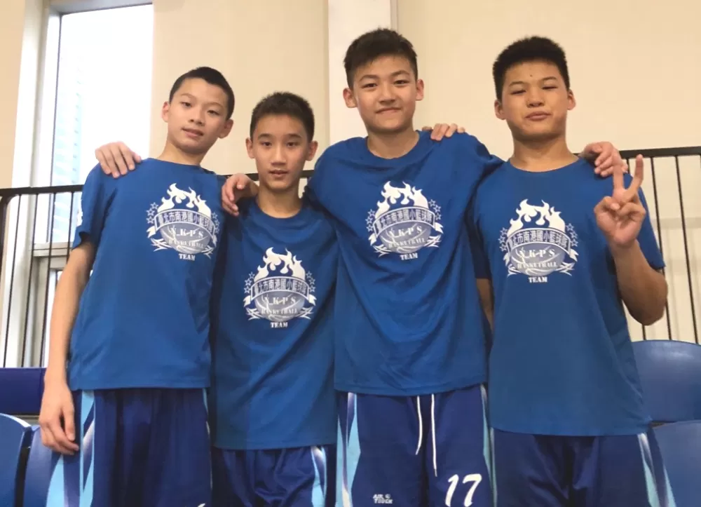 南港男籃「四騎士」李窚翰（左起）、張奕翔、王行立、曾憲邦。