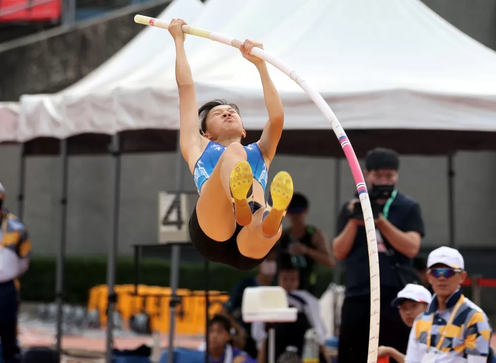 雲林縣斗南高中國中部普通班沈思妤封后。林嘉欣／攝影。