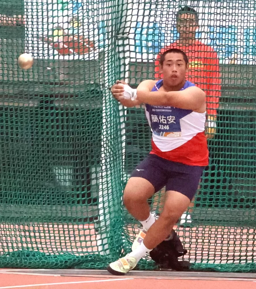 桃園國中簡佑安破大會。林嘉欣／攝影。