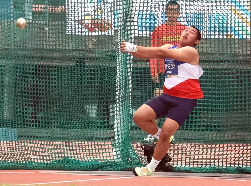 桃園國中簡佑安破大會。林嘉欣／攝影。