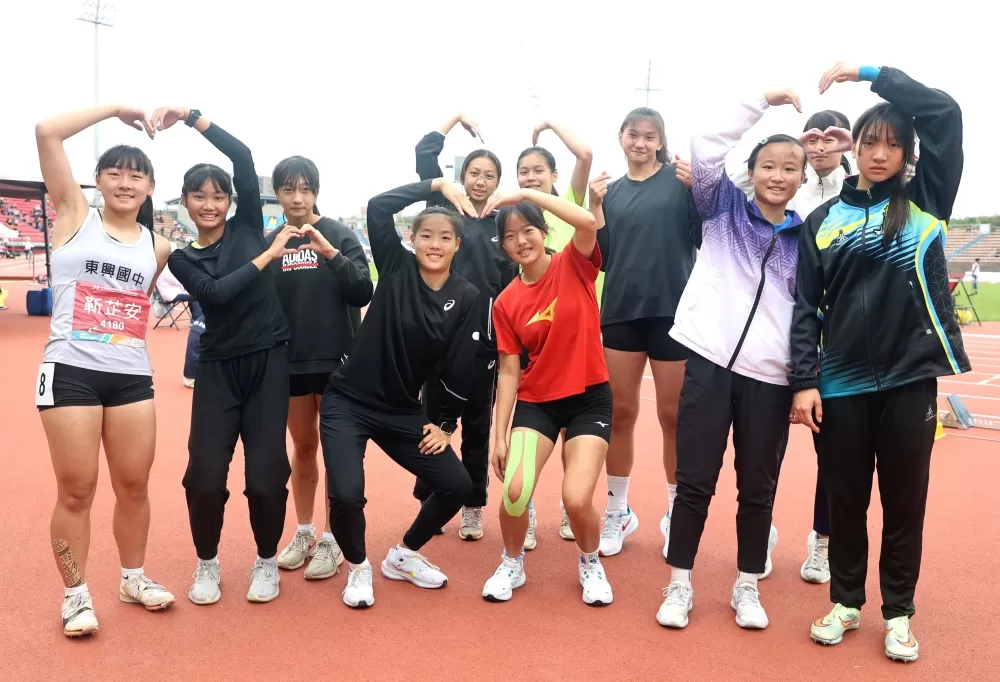 最強國中生芎林國中林沛萱（右）。林嘉欣／攝影。