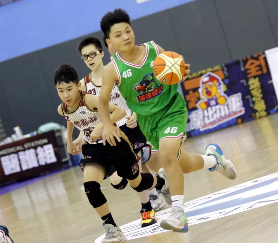 僑信32強先闖華山第一關。