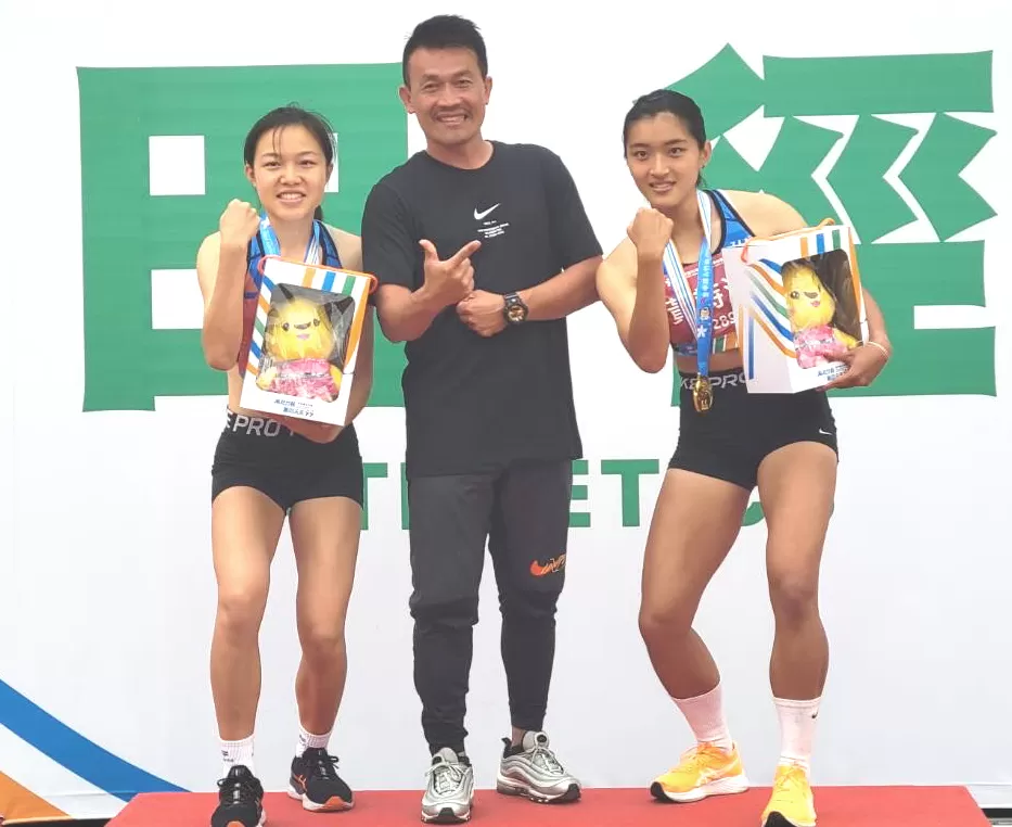 惠文跳跳虎在全中運高女三級跳遠金包銀。蔡欣憲提供。