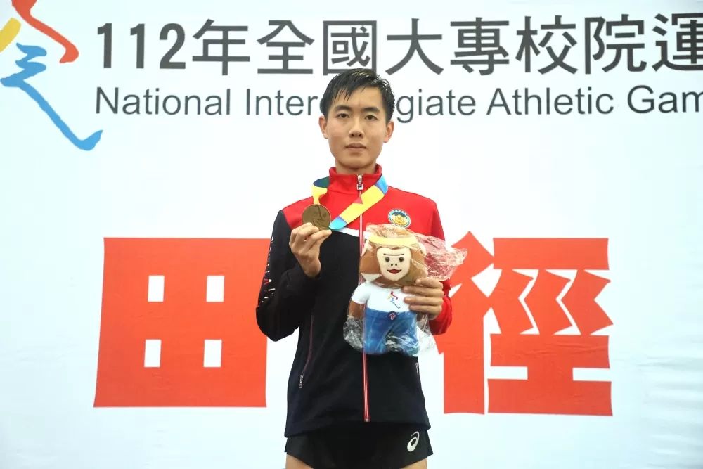 中央警大新鮮人江尚育奪金。林嘉欣/攝影。