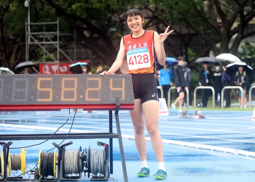 清華大學王于嘉破大會一日雙金。林嘉欣／攝影。