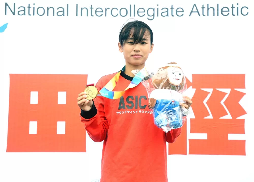 北市大徐苡絜在公開女3000障奪金。林嘉欣／攝影。