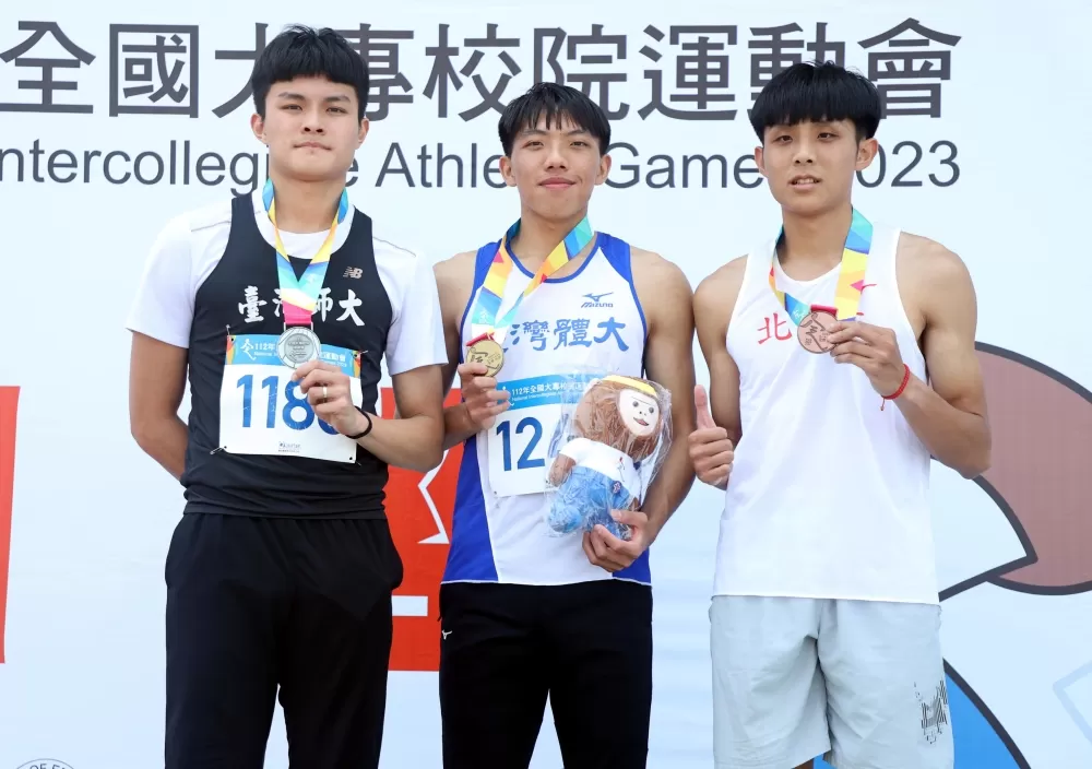 林仲威(中)達亞運躍400公尺跨欄第5傑。林嘉欣/攝影。