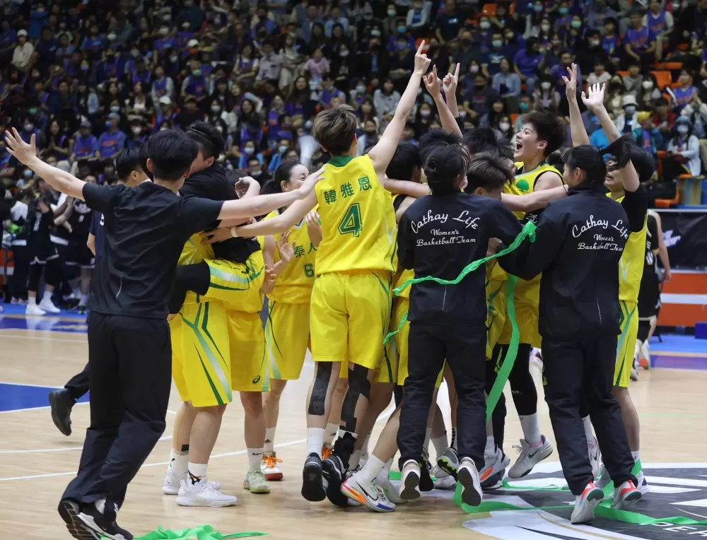 冠軍賽第31勝直落三國泰13連霸17冠、連結社甲30冠再攀高峰。