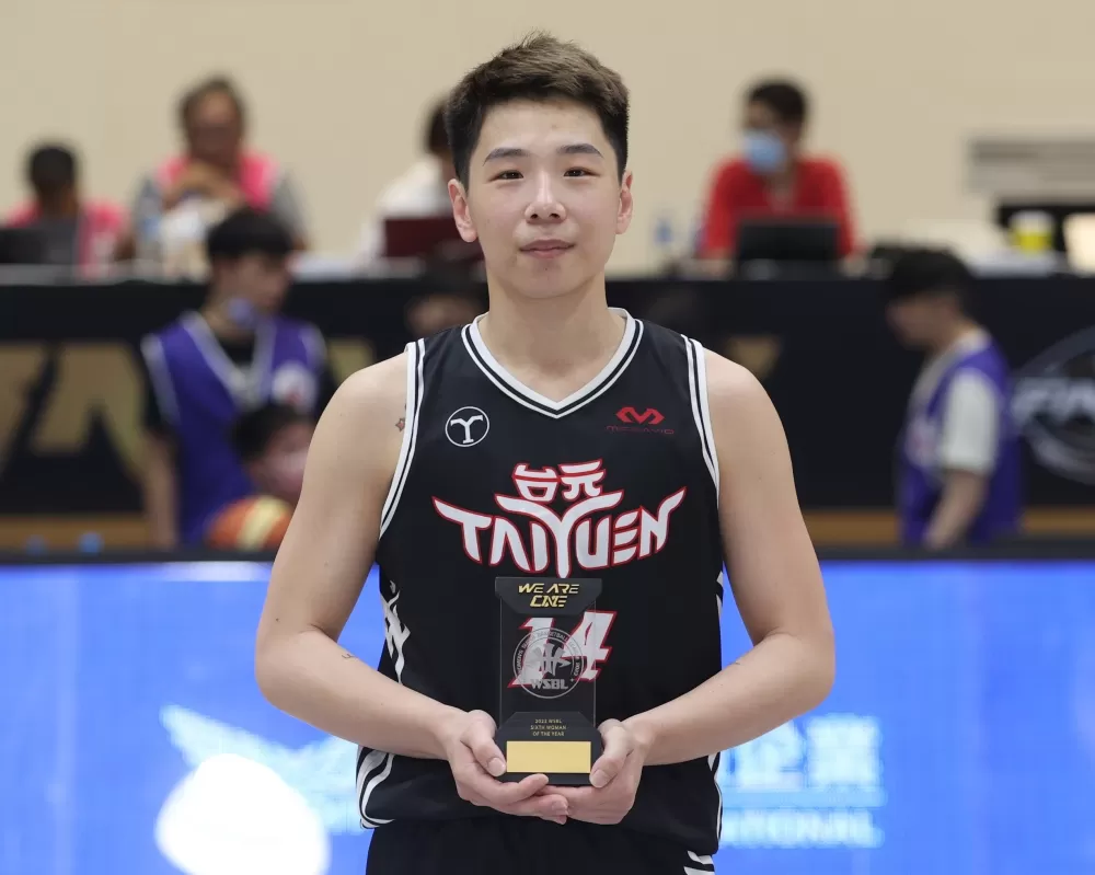 最佳第六人台元黃英利。