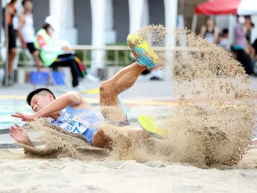 李允辰在最後一跳逆轉勝奪金。林嘉欣／攝影。