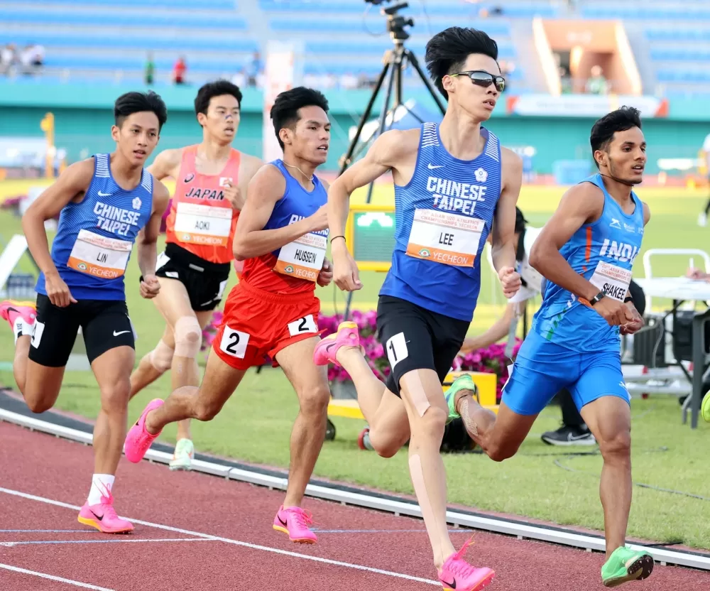 過400公尺時李安翊開始加速度。林嘉欣／攝影。