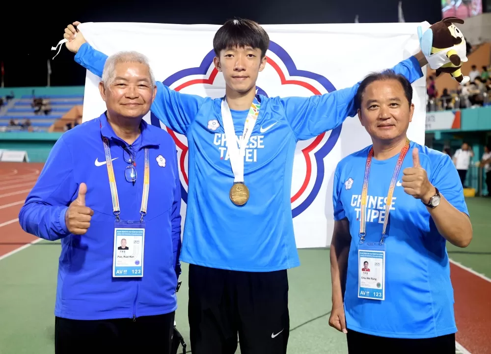 羅子杰平U20全國紀錄在亞青田徑賽男子跳高奪金。林嘉欣/攝影。