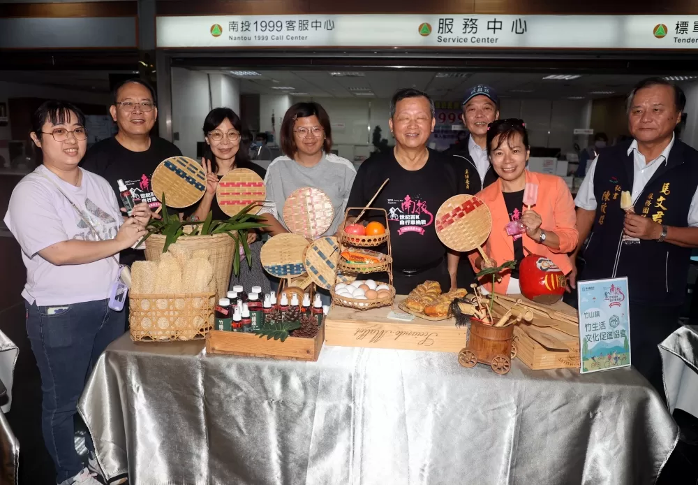 南投縣副縣長王瑞德邀請大家到南投品味特色美食。中華民國自行車騎士協會／提供。