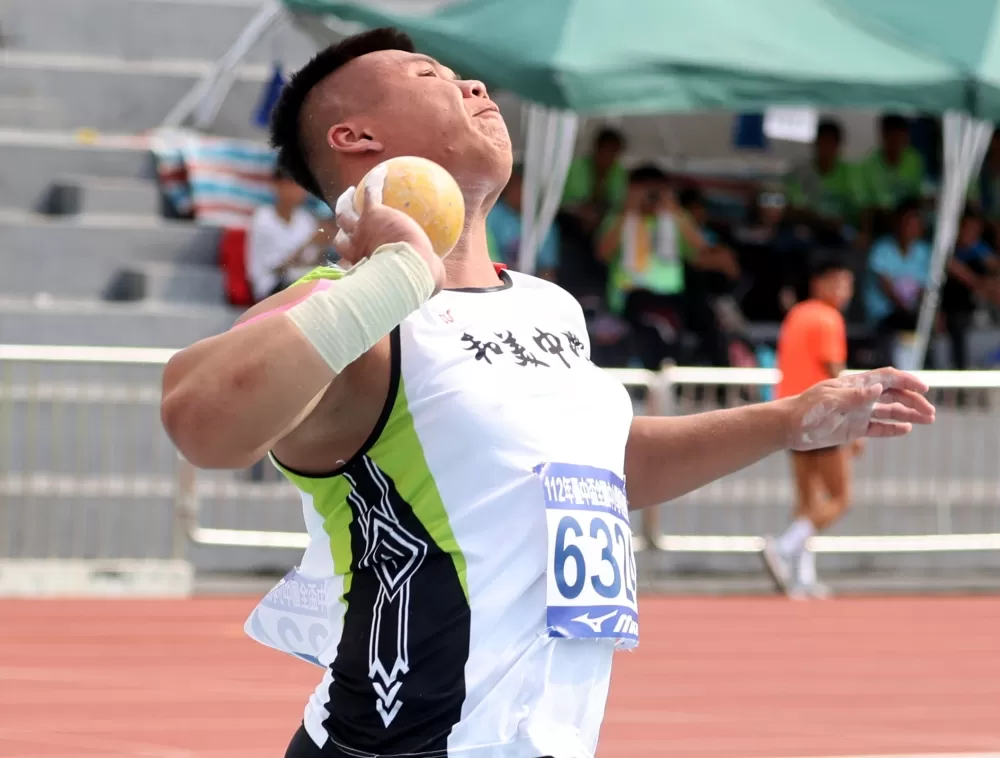 「雞腿」蔡宗佑首破大會奪金超嗨。林嘉欣／攝影。