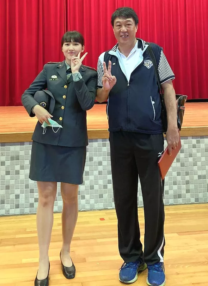 顧正雄和女兒顧汶霖。顧正雄/提供。