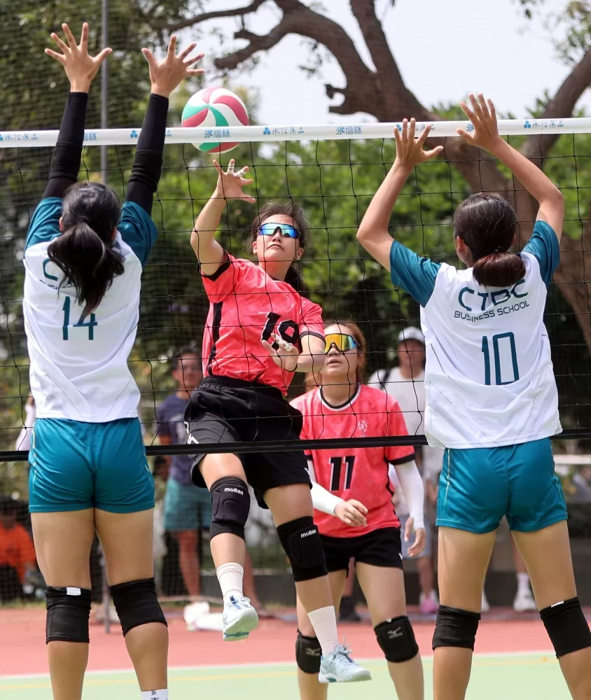 大馬天涯排球隊跨海來台參加永信杯。林嘉欣／攝影。