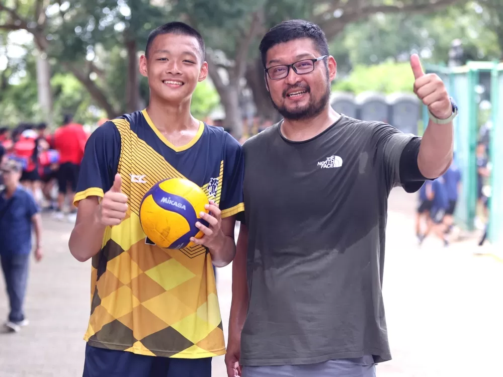 鶯歌國中主將林立瑋(左)是教練林育豪的兒子。林嘉欣/攝影。