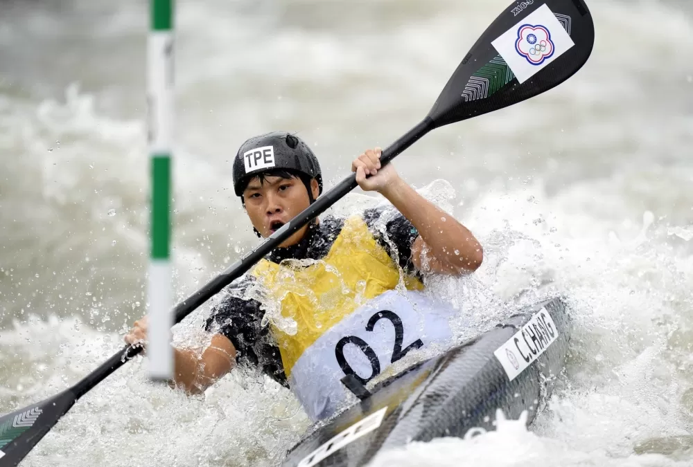 張筑涵 在杭州亞運女子輕艇激流曲道標竿奪金。中華奧會提供。