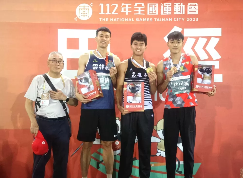 110公尺跨欄前三名。林嘉欣／攝影。