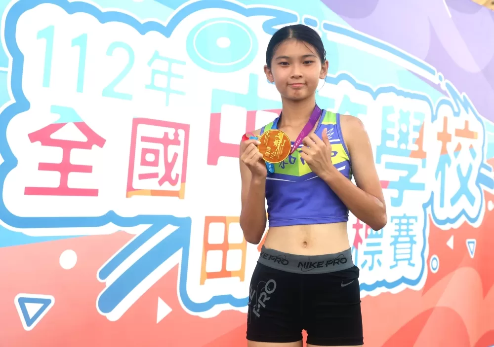 新北錦和高中何依橙奪金破大會。林嘉欣／攝影。