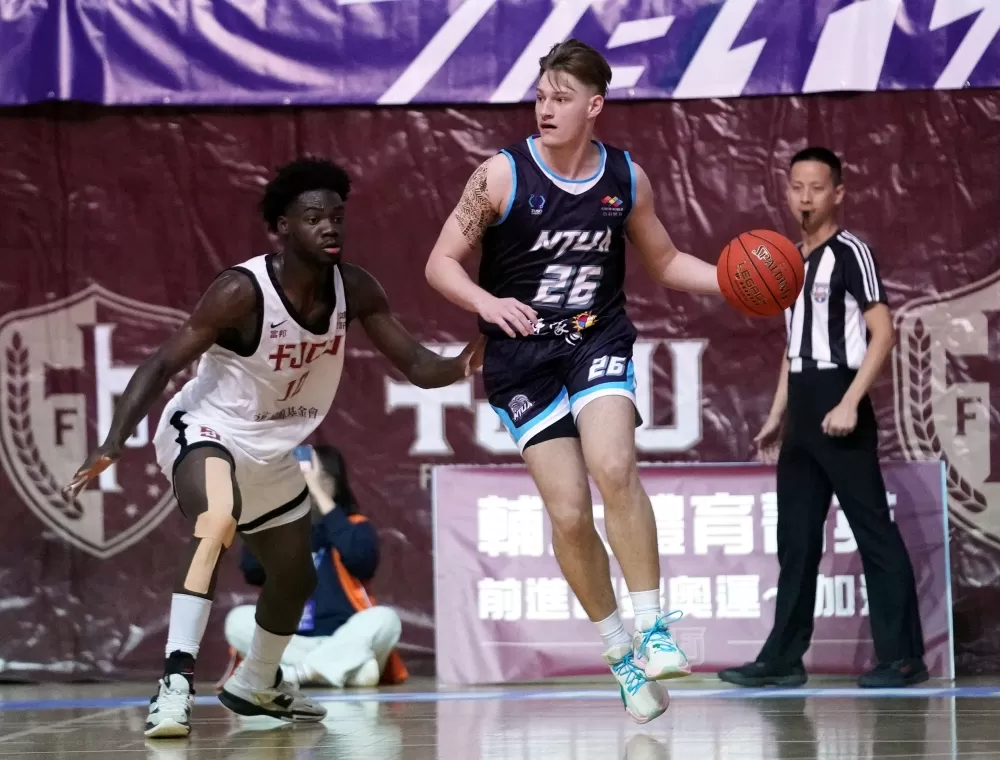 臺藝喬納森拿全隊最高19分。