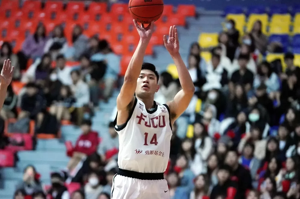 輔大莊博元飆6記外線拿23分全場最高 。大專體總提供。下同。