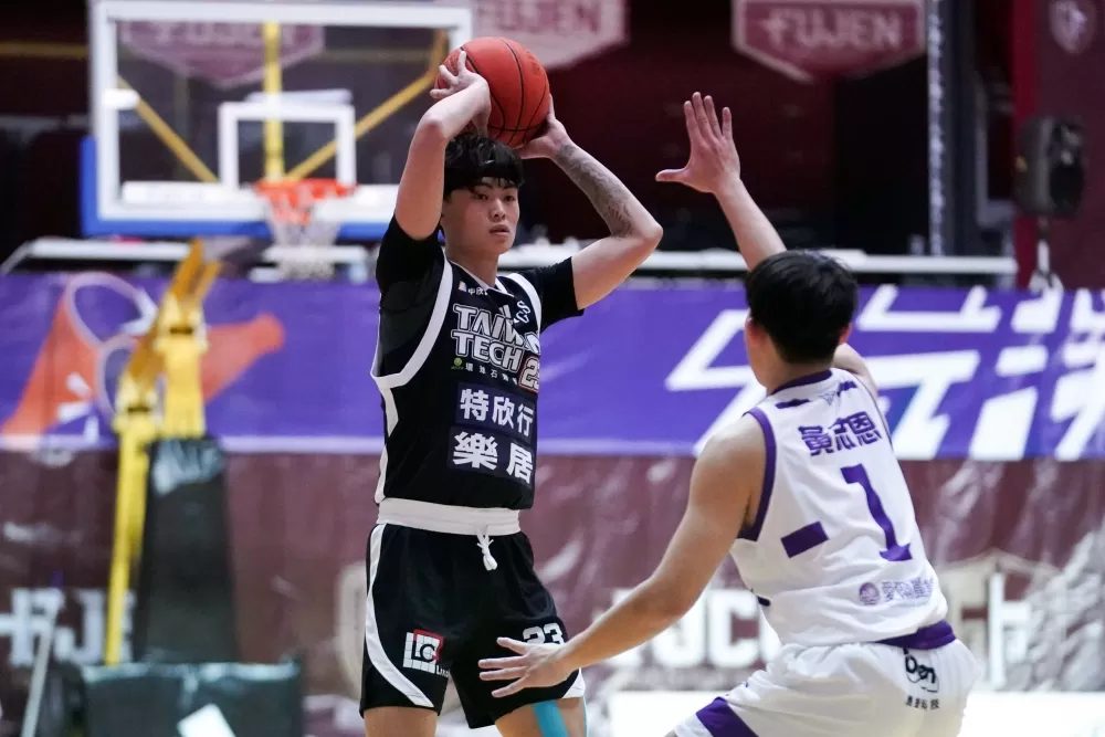 台科林子桓16分。大專體總提供。下同。