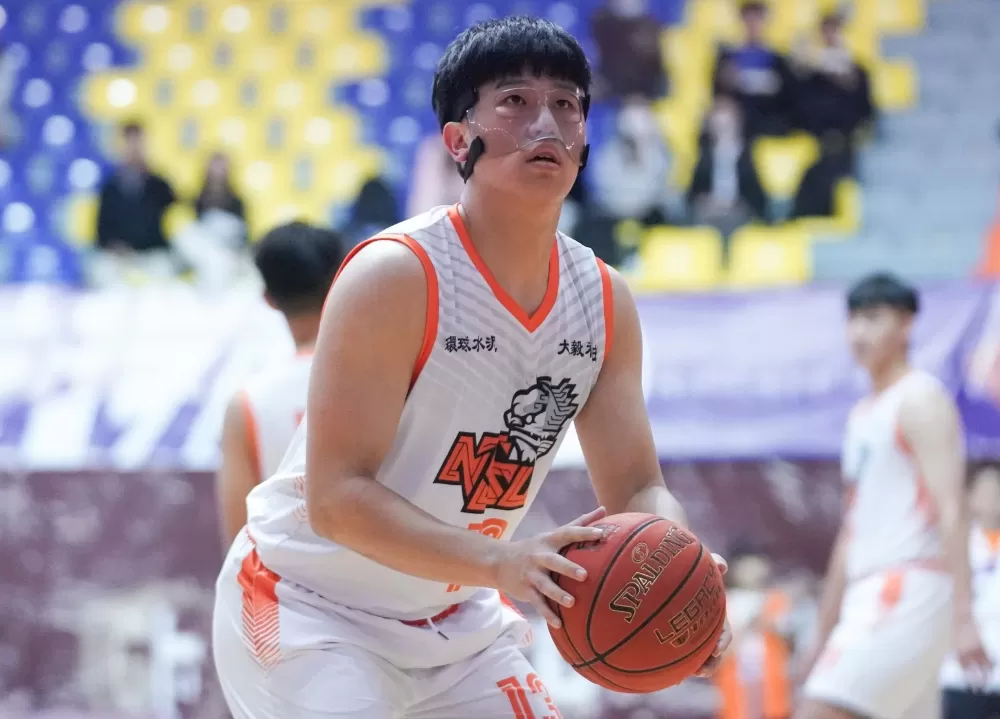 國體張祐瑋11分7籃板7助攻。