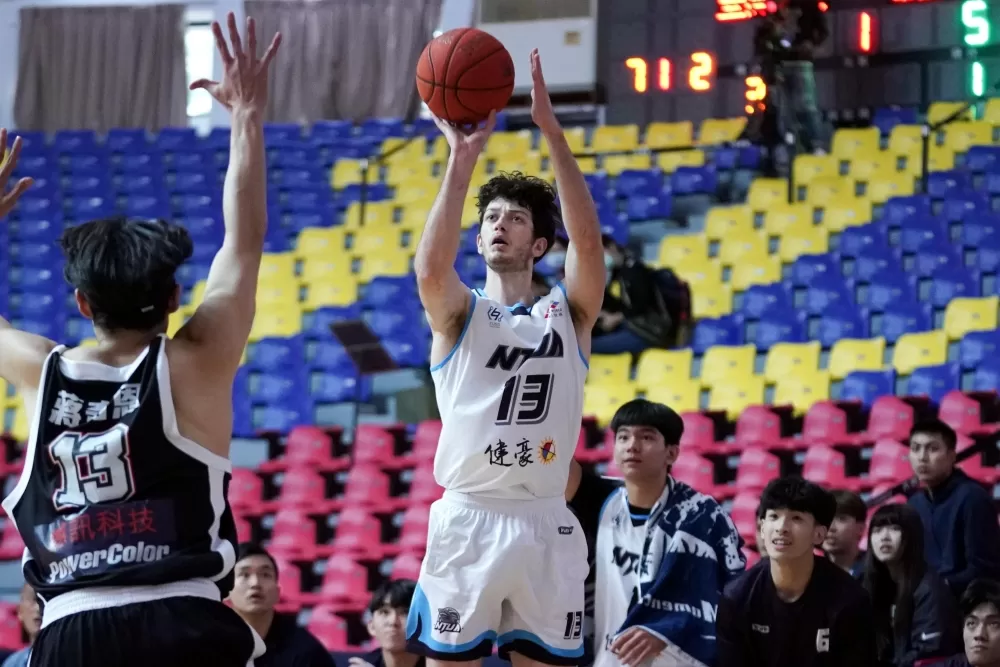 台藝飛尼克斯18分8籃板。