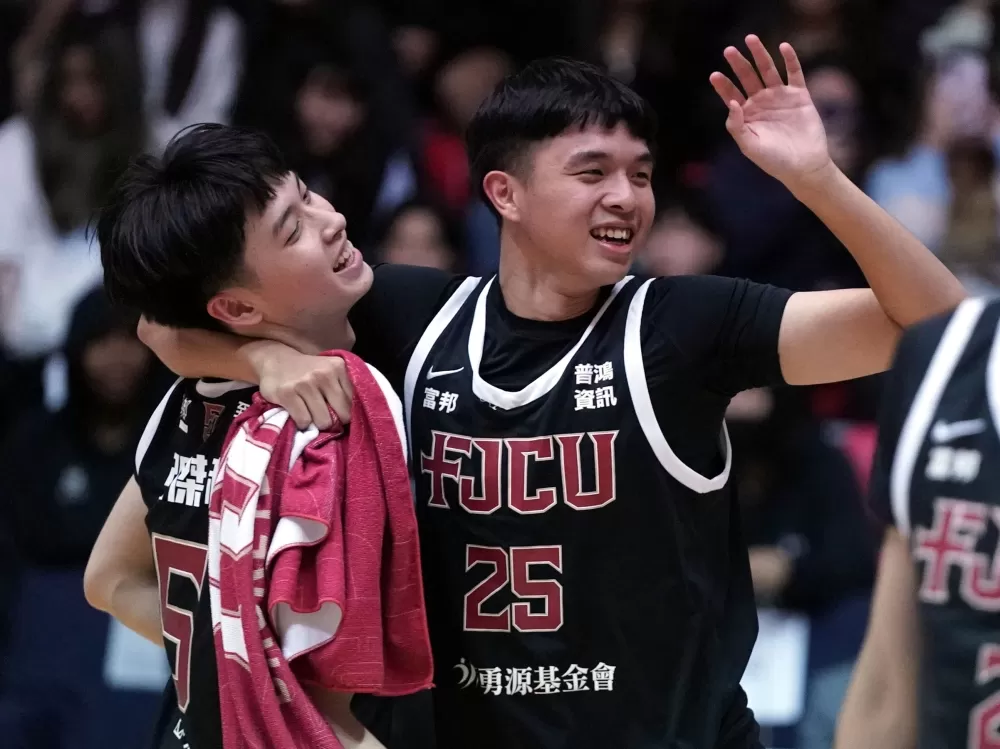 輔大擊退世新拿第4勝。