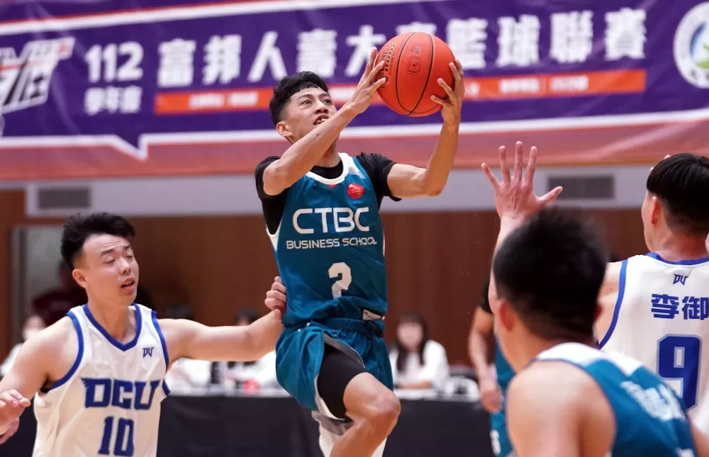 中信伊磊斯巴瓦瓦隆8分。