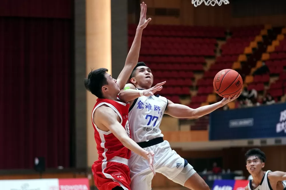 高師朱育君20分。