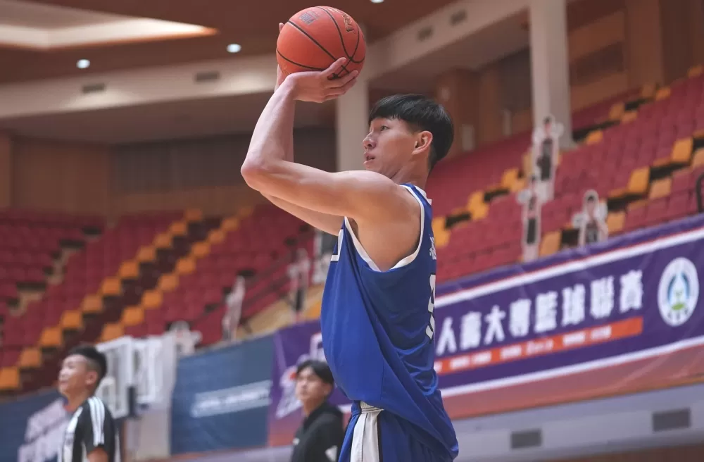 僑光李御9分。