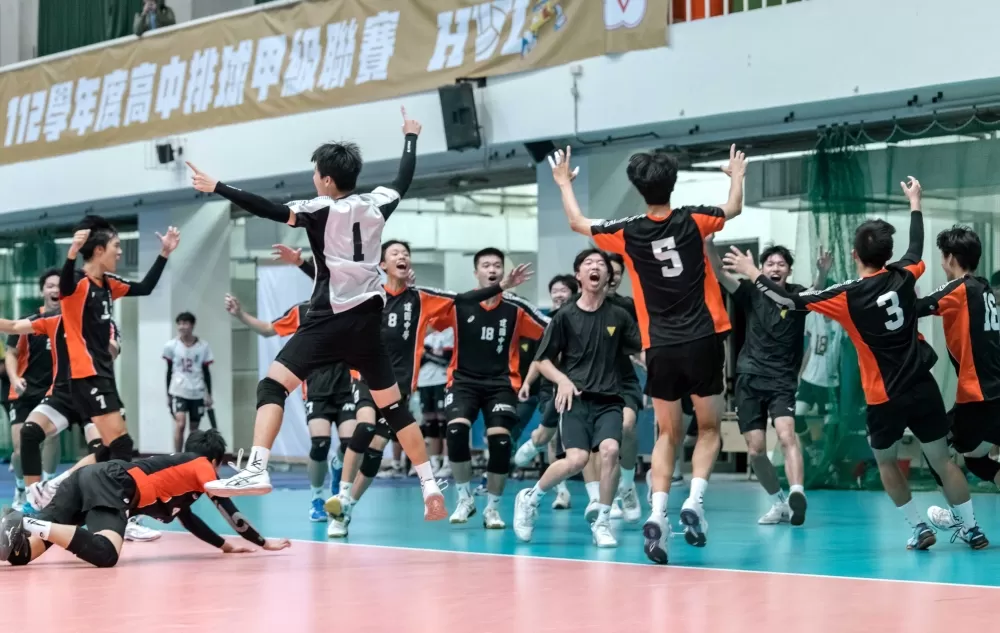 建中隔四年再晉複賽超嗨。高中體總提供。下同。