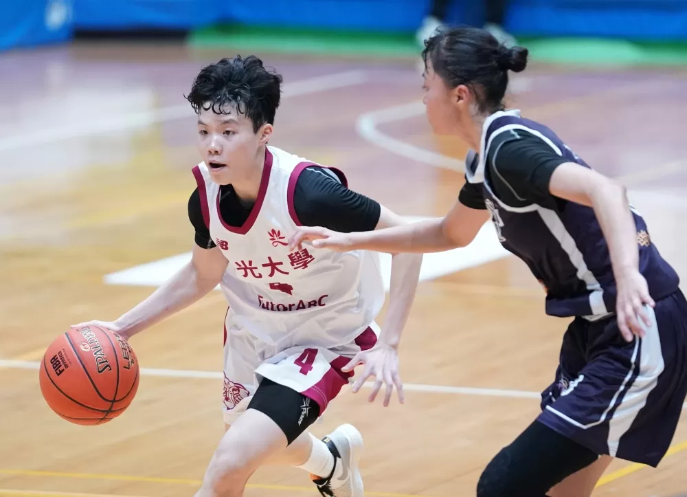 佛光李宜樺16分11籃板7助攻。