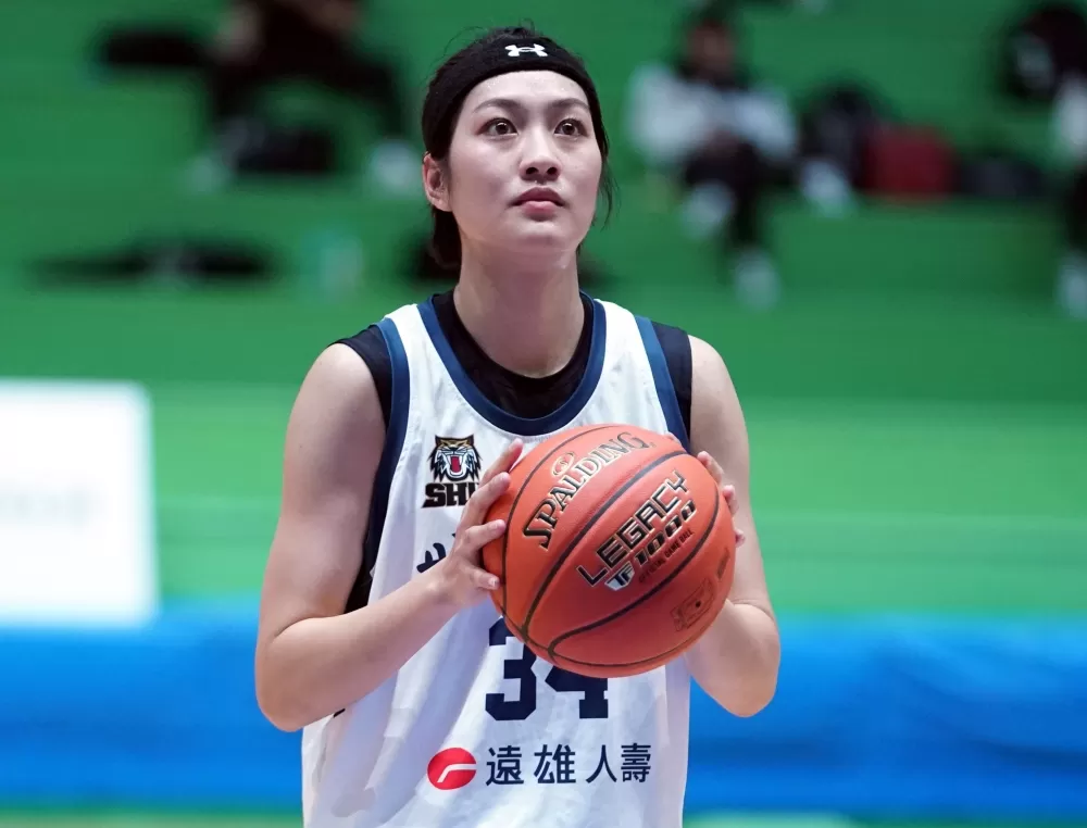 世新林妘樺21分7籃板，達成UBA個人生涯100抄截。