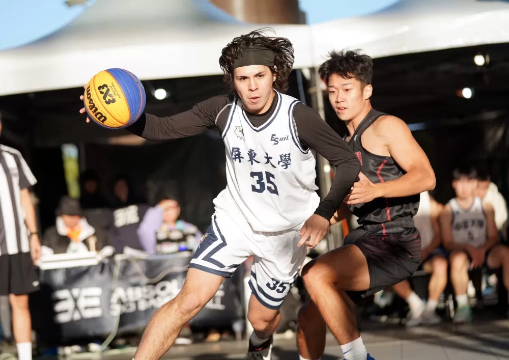 一般男屏東大學B晉級八強。