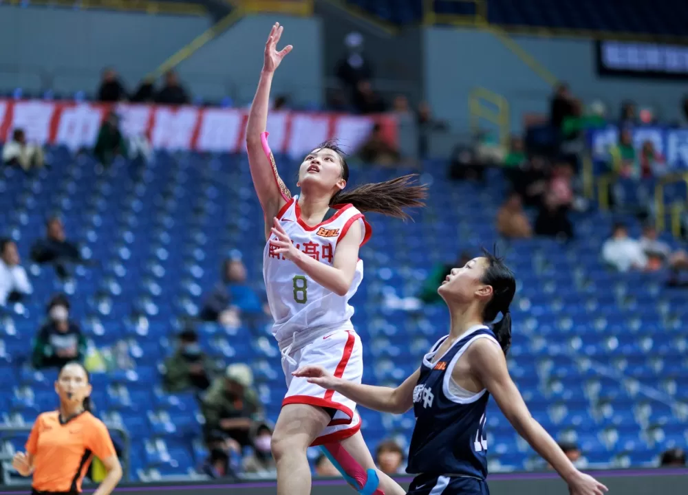 南山上季新人后葉侑璇三分球18投中5狂飆HBL生涯兩年來新高39 分。