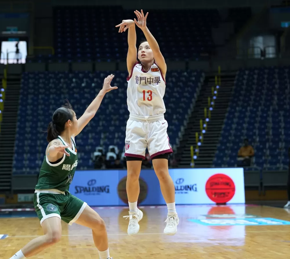 普門高丁佩芸第三節飆3記三分球拿11分生涯頭一遭 。