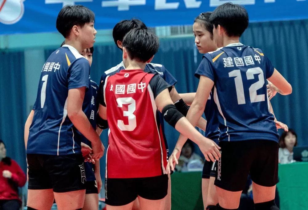 雲縣建國3:2勝大寮搶關鍵一勝。