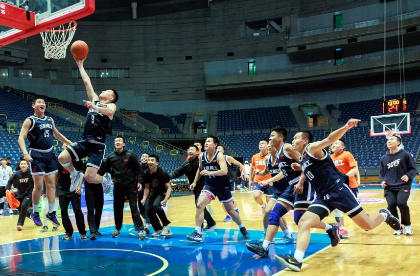 三重晉級，陳睿訢得50分，賽後加碼上籃秀。