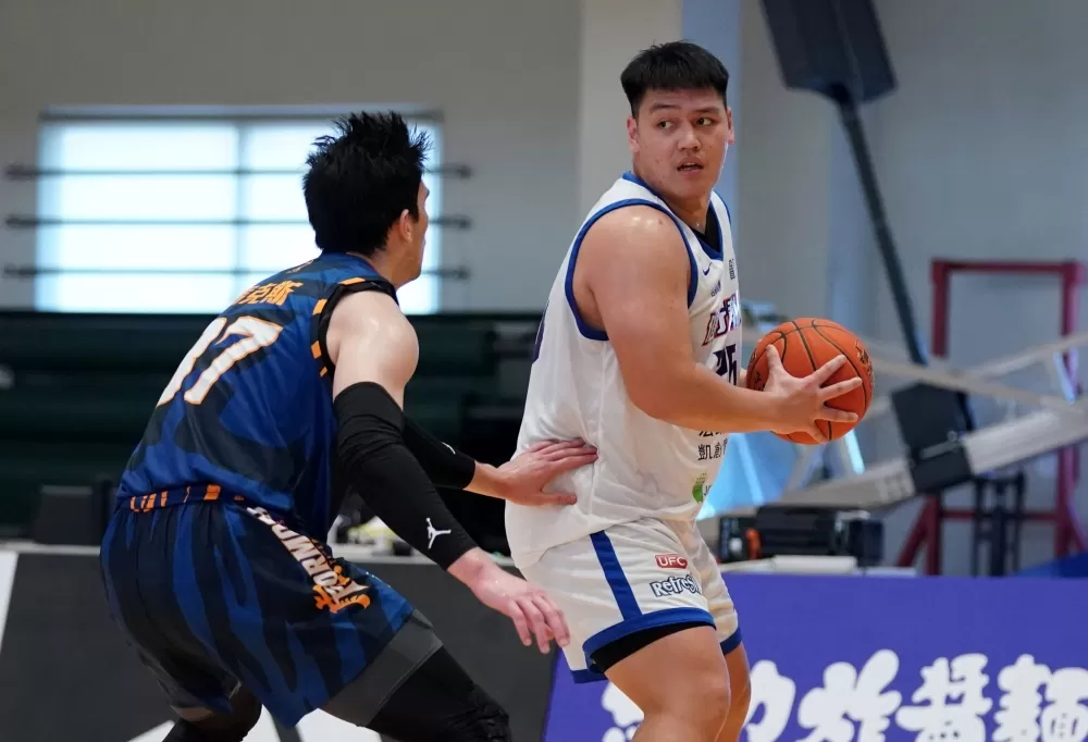 健行科大史魯齊13分。