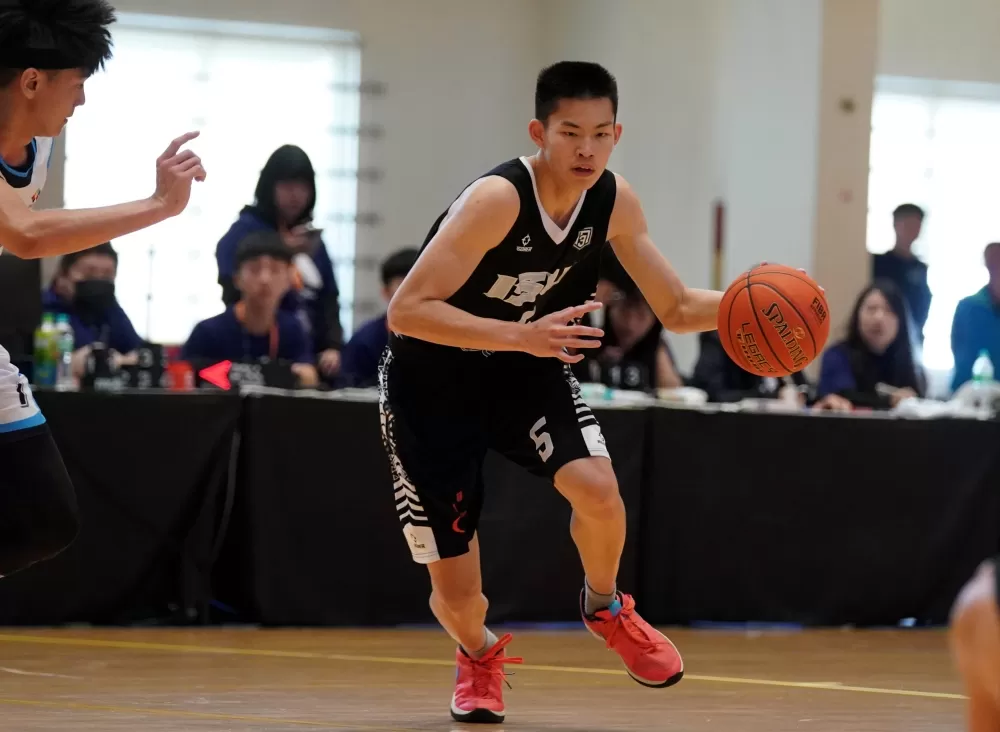 義守大學余祥平16分。