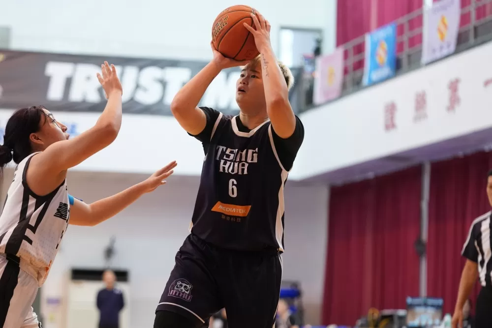 清大丁芷容15分8籃板。