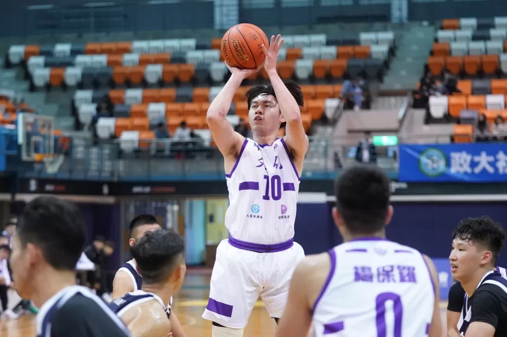文化大學楊張祐誠單場6助攻。
