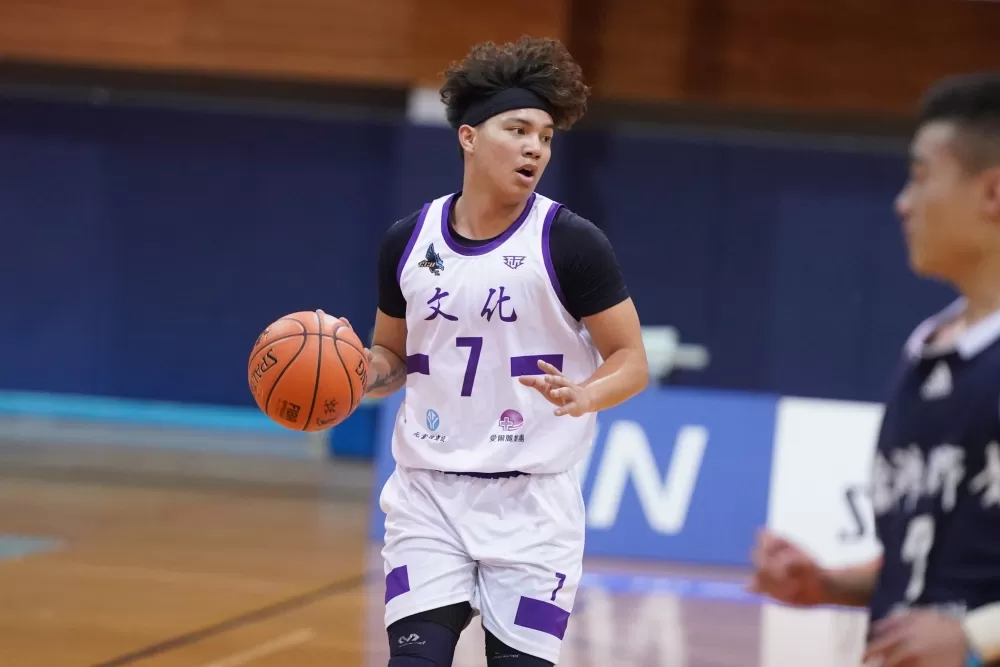文化大學楊皓韋12分4助攻。