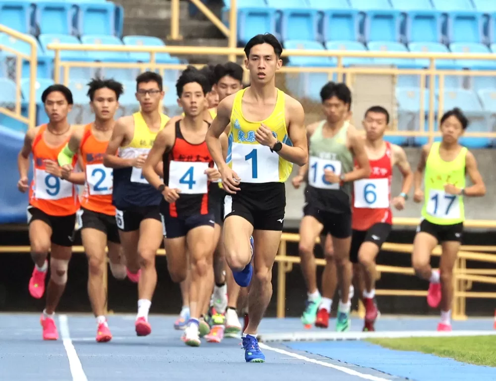 東泰高中風承顥（1號）破懸24年紀錄，雙破大會奪雙金。林嘉欣／攝影。