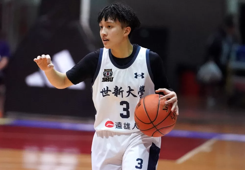 世新宋瑞蓁複賽解放身手，單場18分6籃板5助攻4抄截。