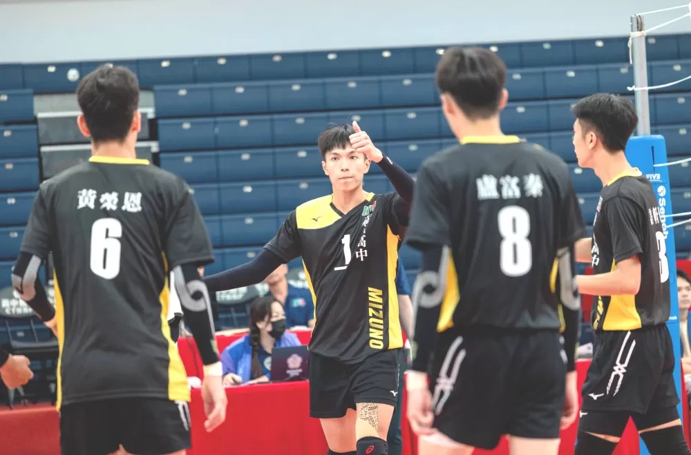 福誠余秉翰拿下全隊最高22分。